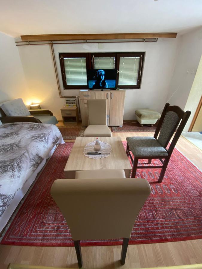 Апартаменты Apartman Benjamin Тузла Экстерьер фото